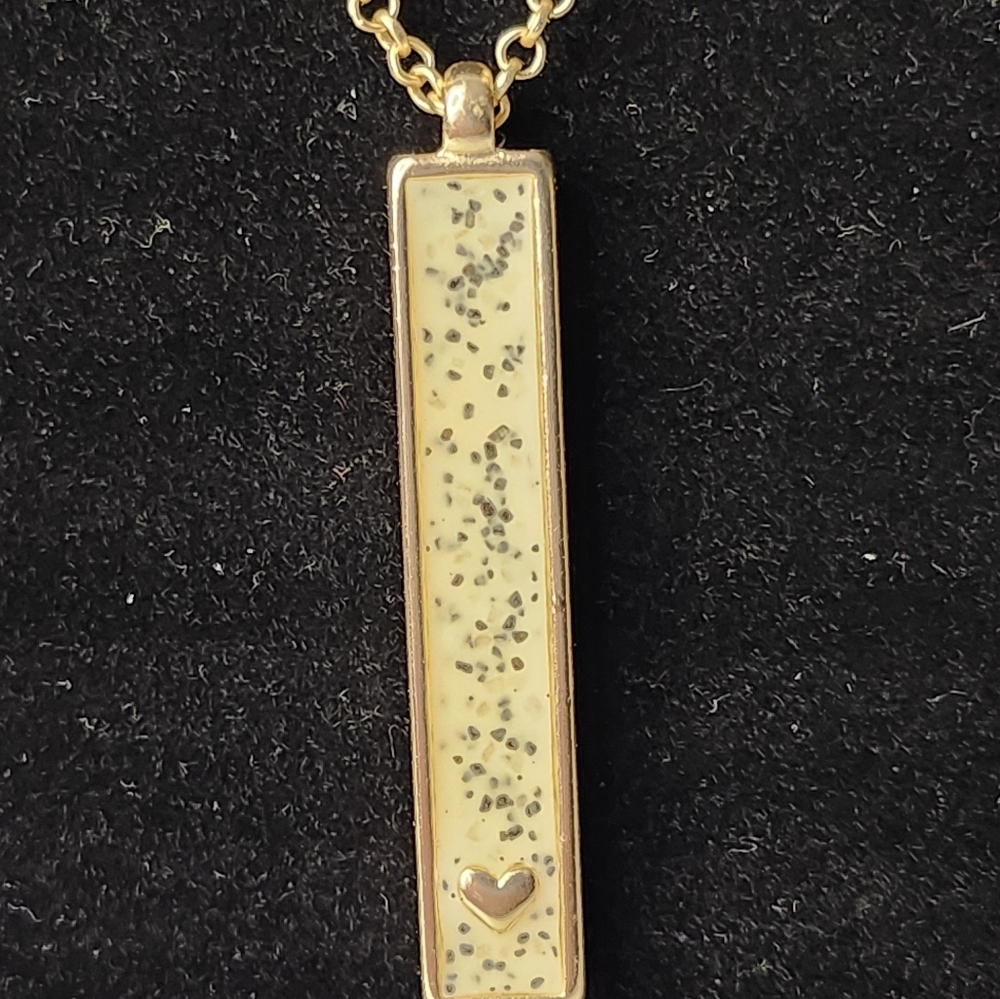 Thirty One True Love Hello Happy Love Necklace